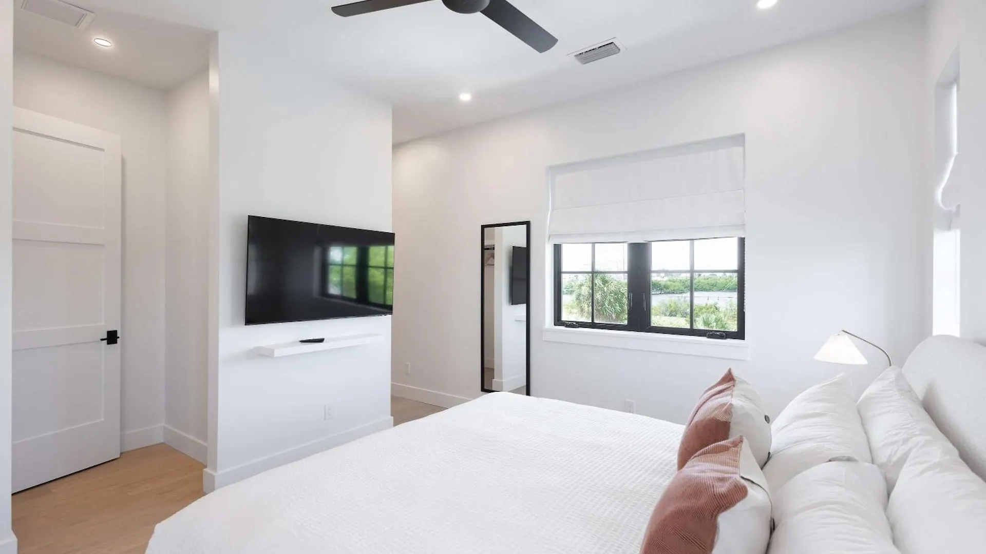 Tatil Evi Brand New Build Larkshine House - Pool Villa Key West