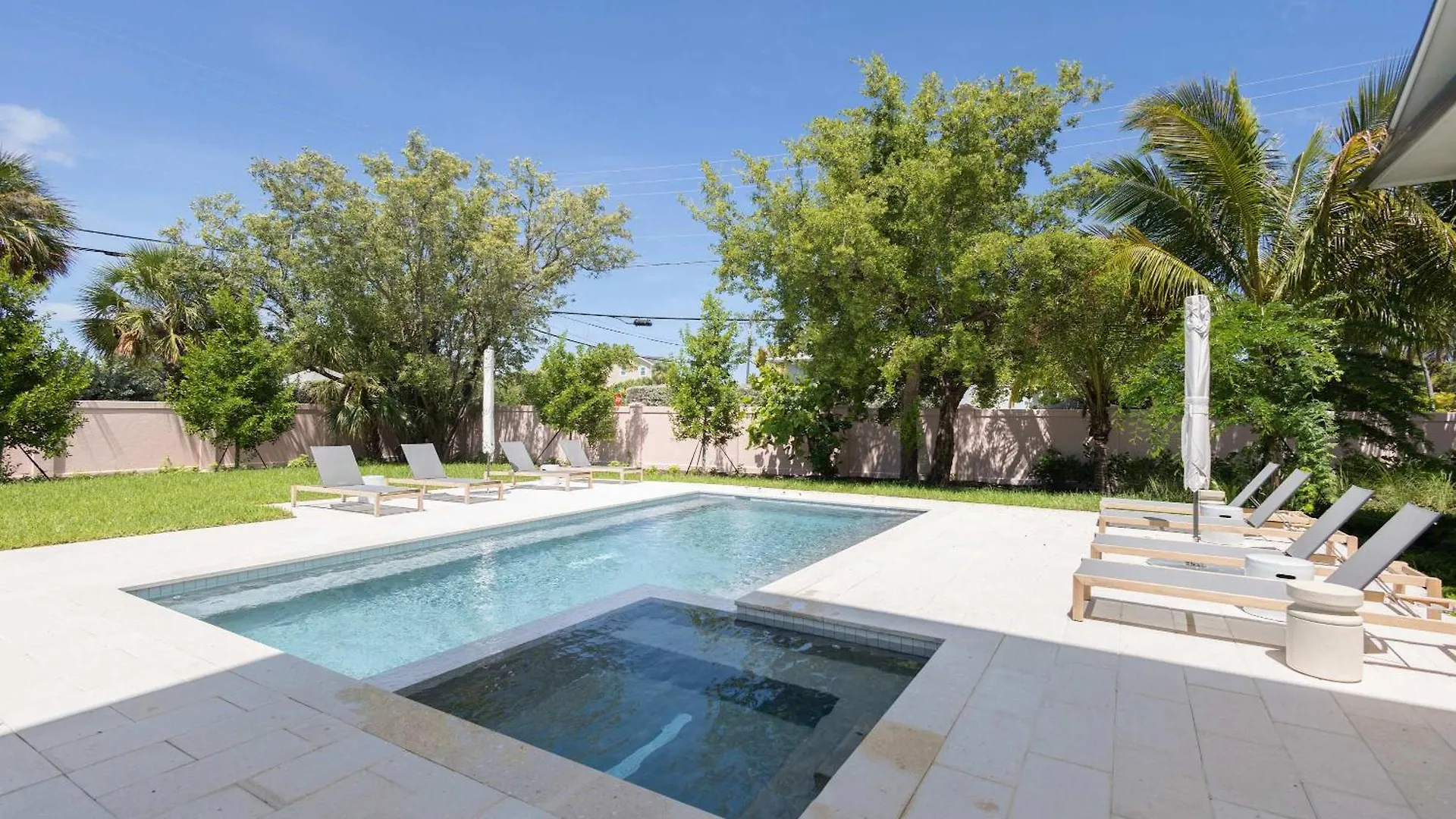 فيلا Brand New Build Larkshine House - Pool كي وست
